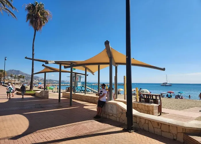 Bonito Atico En Primera Linea De Playa Con Piscina Apartment Fuengirola