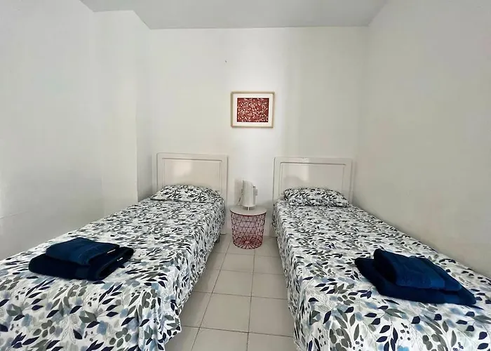 Bonito Atico En Primera Linea De Playa Con Piscina * Fuengirola