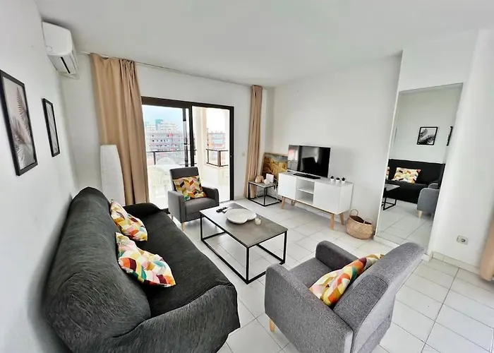 Bonito Atico En Primera Linea De Playa Con Piscina