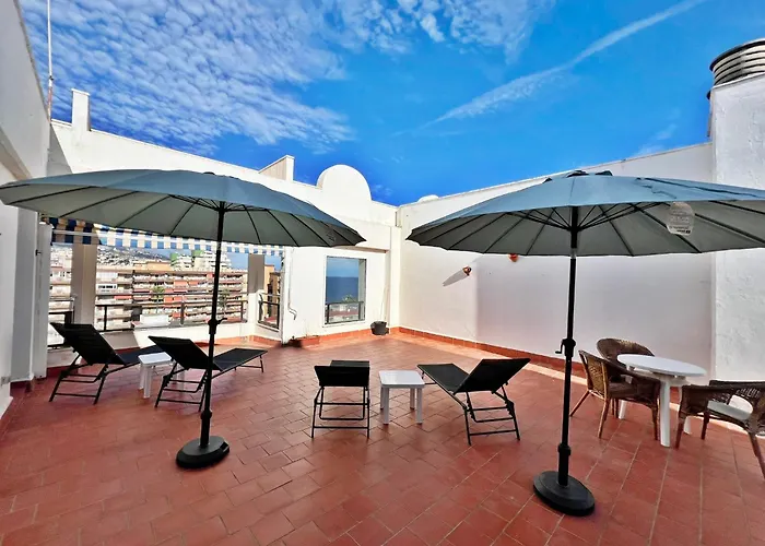 Bonito Atico En Primera Linea De Playa Con Piscina Appartement Fuengirola